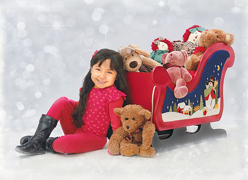Portrait-child-Santas-Sled