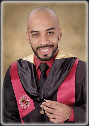 Formal-College-Graduation-Portrait