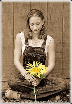 Senior-Portrait-sunflower